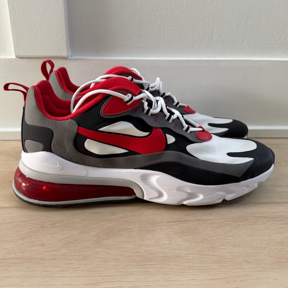 Nike Air Max React 270